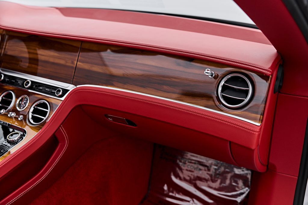 Used 2023 Bentley Continental GT V8 AWD/4WD image 39