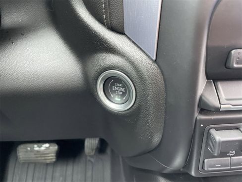 Used 2019 GMC Sierra 1500 SLT w/ SLT Premium Package image 26