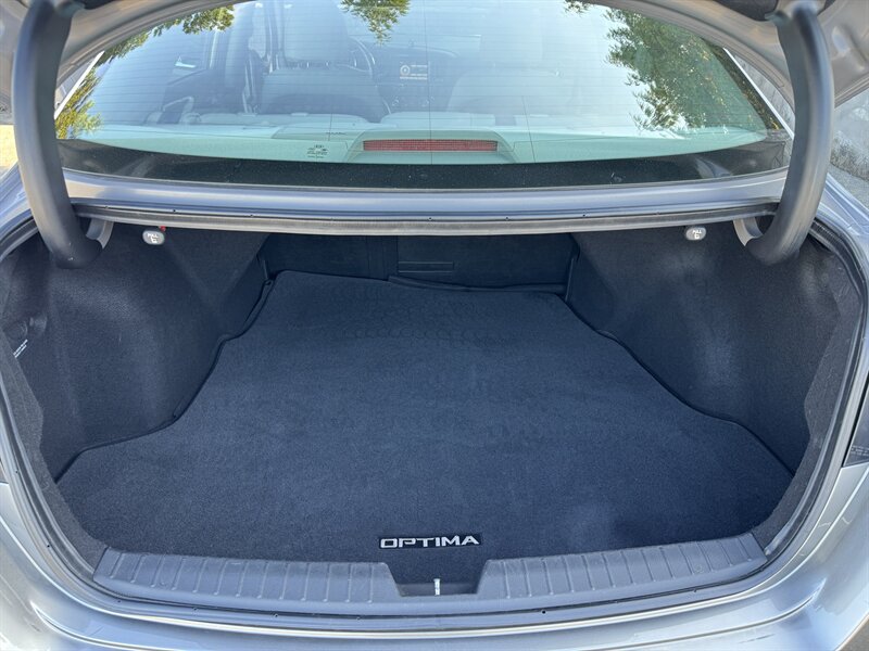 Used 2013 Kia Optima EX w/ Premium Pkg FWD image 17