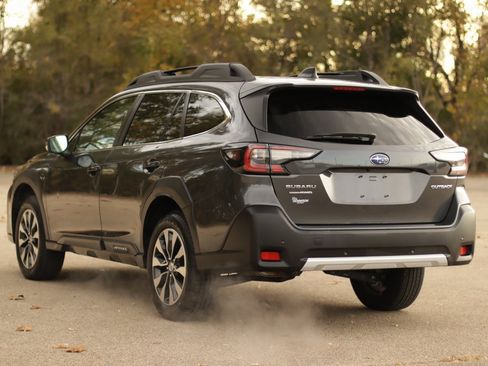 Used 2024 Subaru Outback Limited image 5