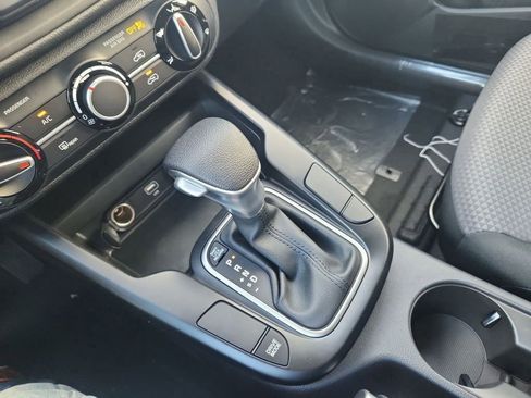 New 2025 Kia Soul LX image 19