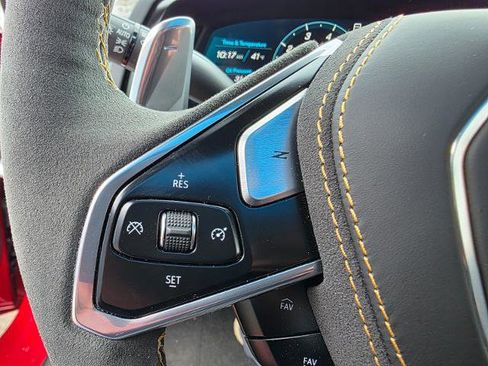 Used 2023 Chevrolet Corvette Stingray Premium Cpe w/ Body-Color Dual Roof Package image 34