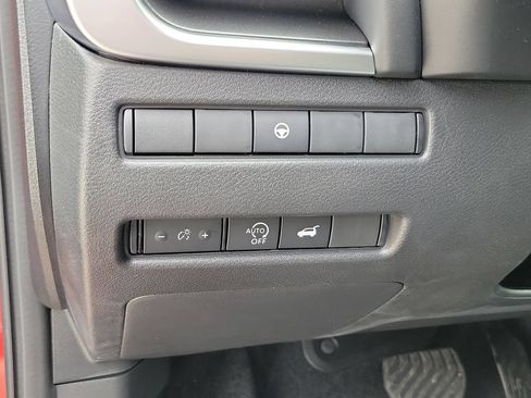 New 2026 Nissan Rogue SV w/ Cold Weather Package AWD/4WD image 19