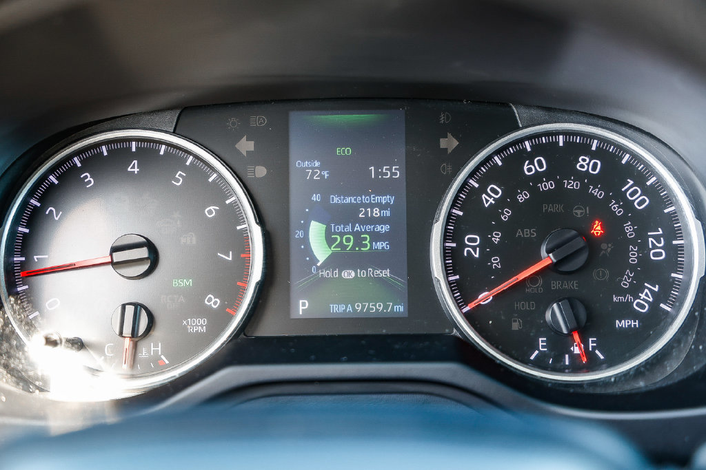 Used 2022 Toyota RAV4 XLE AWD/4WD image 50