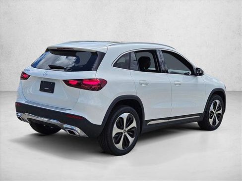 New 2026 Mercedes-Benz GLA 250 image 2