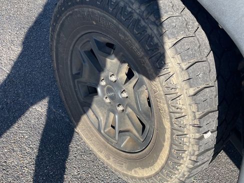 Used 2017 Jeep Wrangler Willys Wheeler image 9