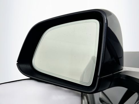 Used 2024 Tesla Model Y Long Range image 16