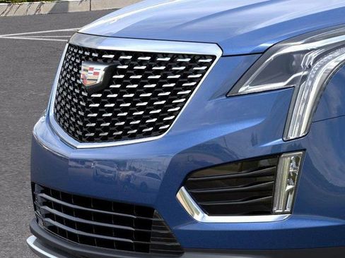 New 2025 Cadillac XT5 Premium Luxury AWD/4WD image 13