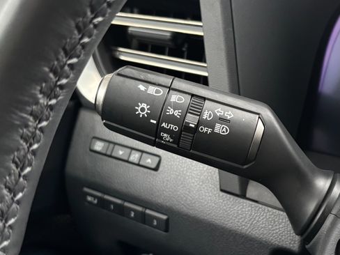 Used 2025 Lexus GX 550 w/ Accessory Package (2T) AWD/4WD image 45