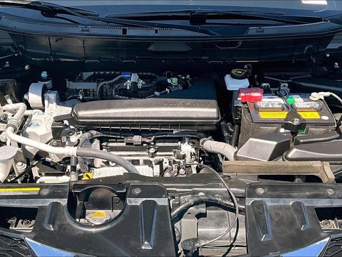 Used 2016 Nissan Rogue S w/ Appearance Package FWD image 29