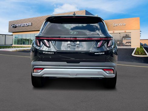 New 2025 Hyundai Tucson Limited image 6