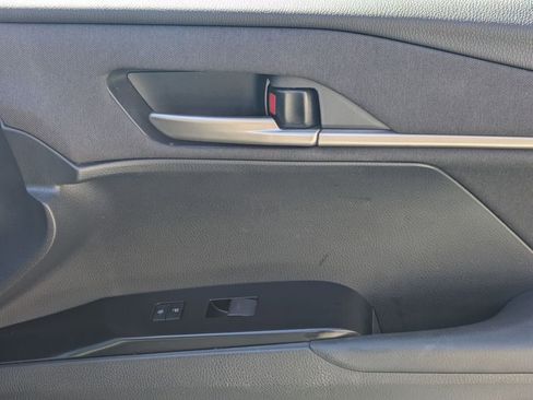 Used 2025 Toyota Camry LE FWD image 33