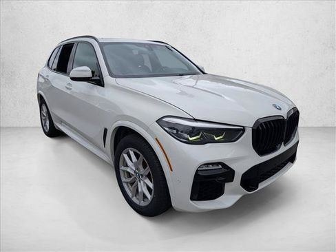 Used 2019 BMW X5 xDrive40i w/ M Sport Package AWD/4WD image 3