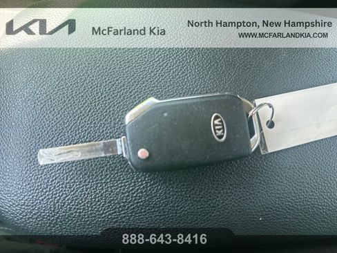 Used 2020 Kia Forte LXS FWD image 19