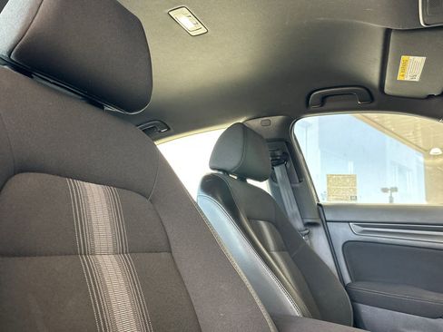 Used 2025 Honda Civic Sport image 16