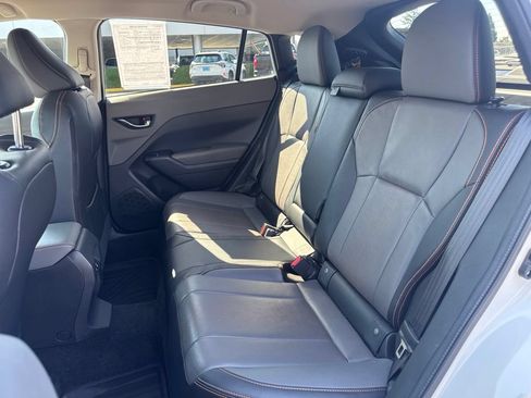 Used 2024 Subaru Crosstrek 2.5i Limited w/ Crosstrek Mirror Package AWD/4WD image 11