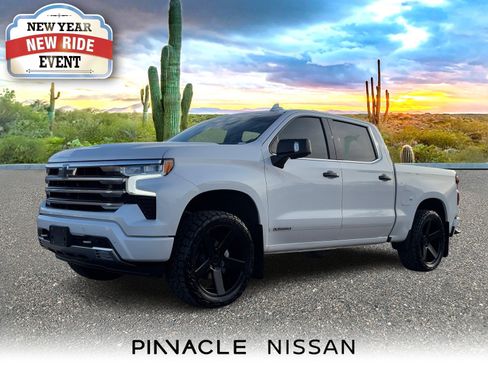 Used 2023 Chevrolet Silverado 1500 High Country image 1