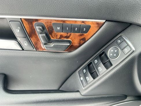 Used 2013 Mercedes-Benz C 300 C 300 Sport image 17