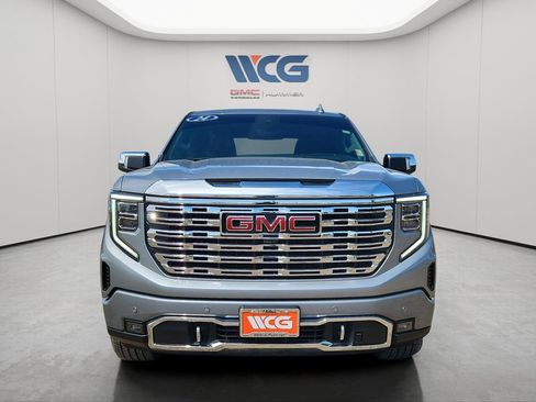 Used 2024 GMC Sierra 1500 Denali AWD/4WD image 5