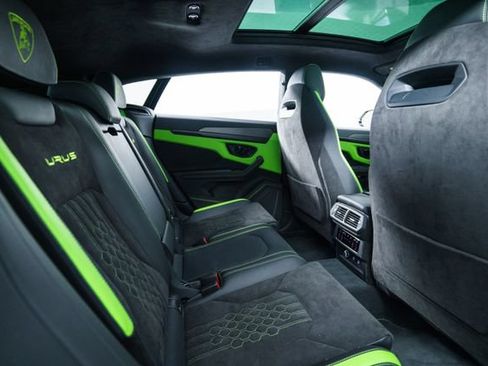 Used 2024 Lamborghini Urus S AWD/4WD image 54