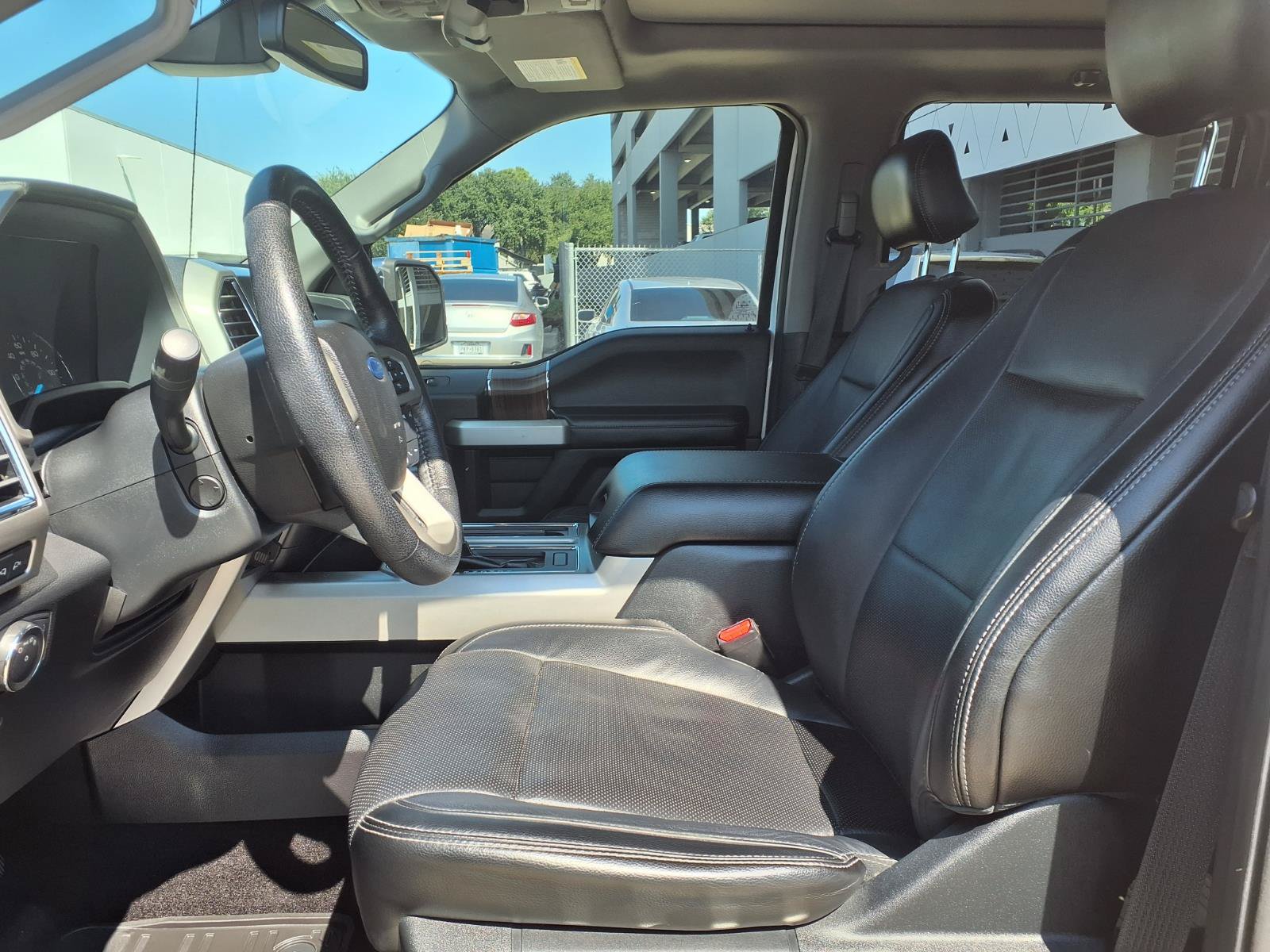 Used 2016 Ford F150 Lariat w/ Equipment Group 502A Luxury RWD image 22