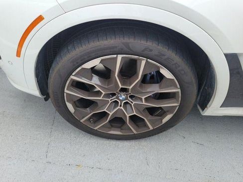 Used 2026 BMW X7 M60i AWD/4WD image 8
