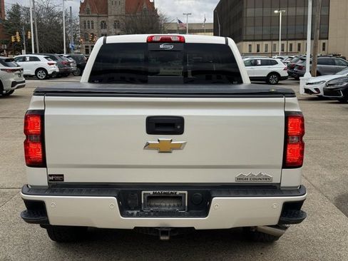 Used 2014 Chevrolet Silverado 1500 High Country image 4