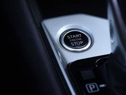 Used 2025 Nissan Altima 2.5 SV image 14