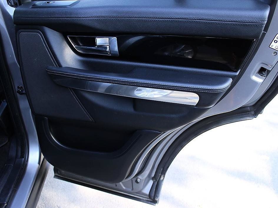 Used 2013 Land Rover Range Rover Sport HSE AWD/4WD image 21