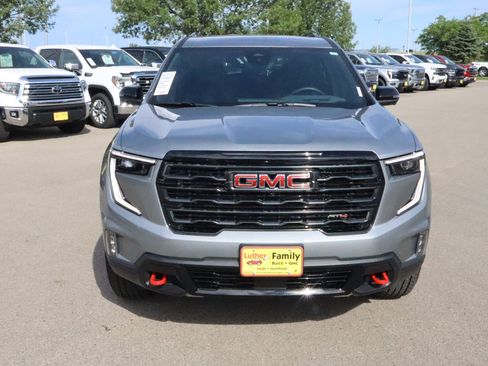 Used 2026 GMC Acadia AT4 w/ LPO, Floor Liner Package AWD/4WD image 2