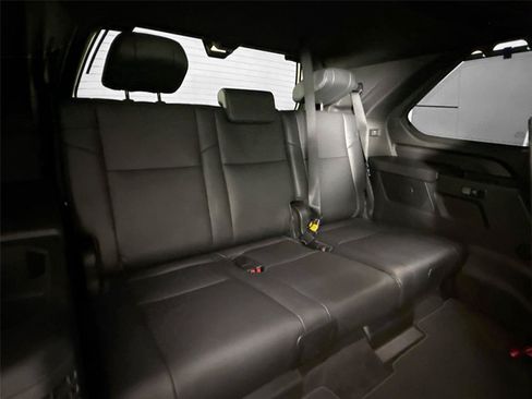 Certified 2025 Toyota Sequoia Platinum AWD/4WD image 47