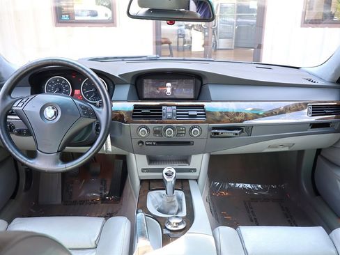 Used 2004 BMW 530i Sedan RWD image 12