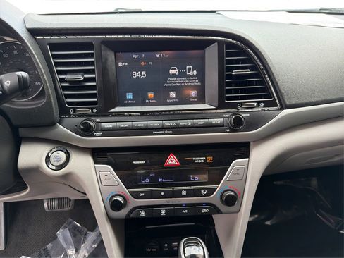 Used 2017 Hyundai Elantra SE w/ SE A/T Tech Package 03 FWD image 14