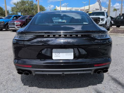 Used 2022 Porsche Panamera 4 Platinum Edition AWD/4WD image 6