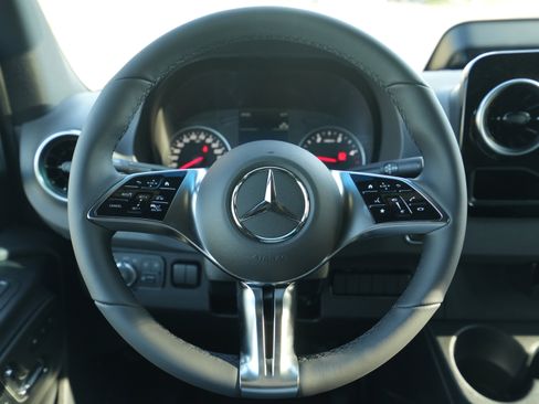 New 2026 Mercedes-Benz Sprinter 2500 image 31
