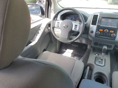 Used 2020 Nissan Frontier SV RWD image 20