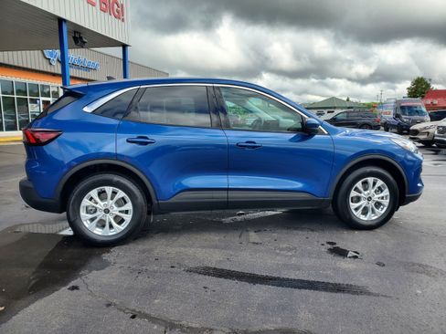 Used 2023 Ford Escape Active w/ Tech Pack #2 AWD/4WD image 5