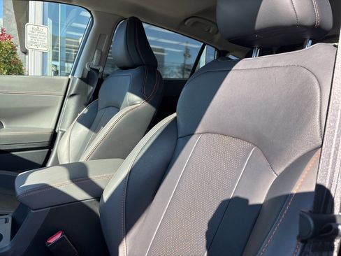 Certified 2025 Subaru Crosstrek 2.5i Limited w/ Crosstrek Mirror Package image 22