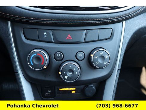Used 2022 Chevrolet Trax LS w/ Tint and Cruise Package image 17