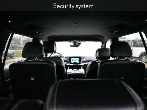 Used 2024 Jeep Wagoneer Series III image 34