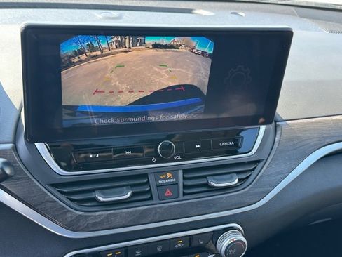 Certified 2023 Nissan Altima 2.5 SV w/ SV Premium Package image 34