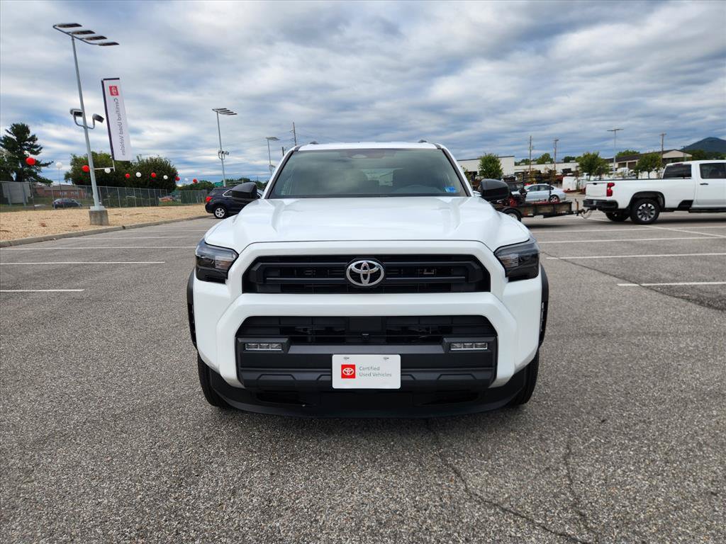Certified 2025 Toyota 4Runner SR5 AWD/4WD image 10
