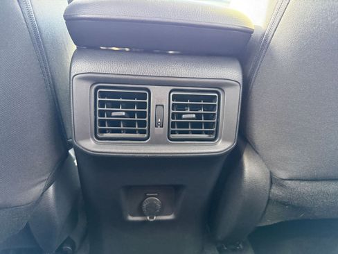 Used 2025 Toyota RAV4 LE image 23