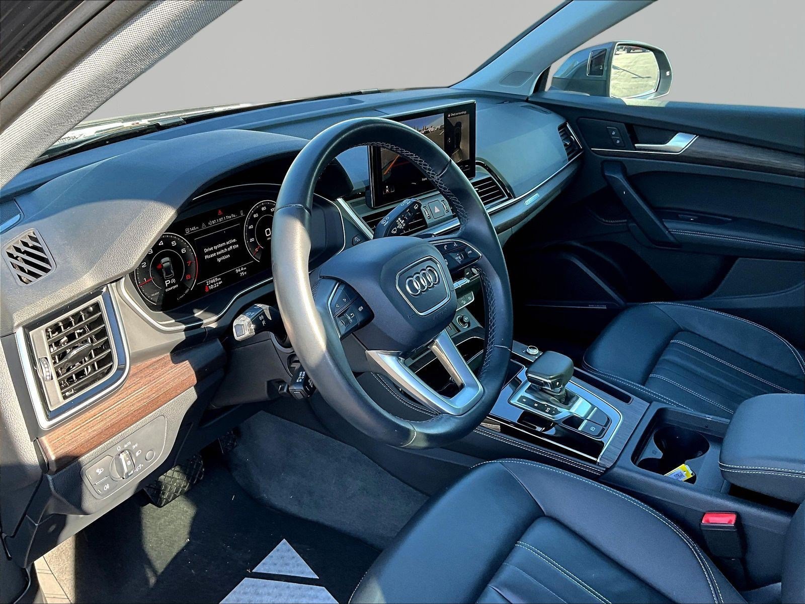 Used 2023 Audi Q5 2.0T Premium Plus w/ Premium Plus Package AWD/4WD image 17