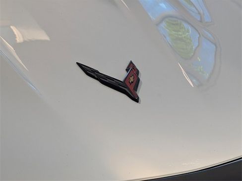 Used 2024 Chevrolet Corvette Z06 w/ Stealth Interior Trim Package image 9
