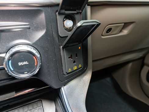 Used 2024 Ford F150 Platinum w/ Equipment Group 703A Plus image 30