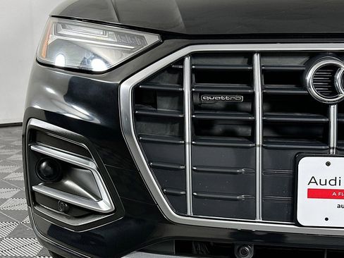 Used 2023 Audi Q5 2.0T Premium w/ Convenience Package image 16