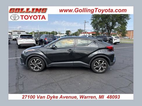 Used 2018 Toyota C-HR XLE FWD image 1