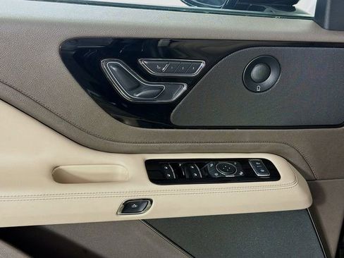 Certified 2024 Lincoln Aviator Reserve w/ Equipment Group 201A RWD image 21