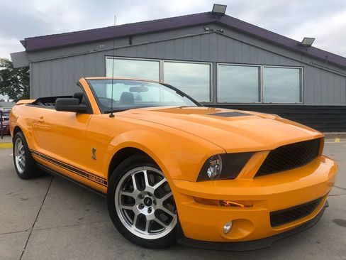 Used 2009 Ford Mustang Shelby GT500 RWD image 18